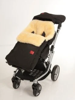 Lammfell-Fußsack "Duub" In Schwarz - (L)88 X (B)47 Cm -Babyprodukte Laden kaiser naturfellprodukte lammfell fusssack duub in schwarz l 88 x b 47 cm 4